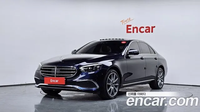 Mercedes-Benz E- W213 E300e 4MATIC Exclusive
