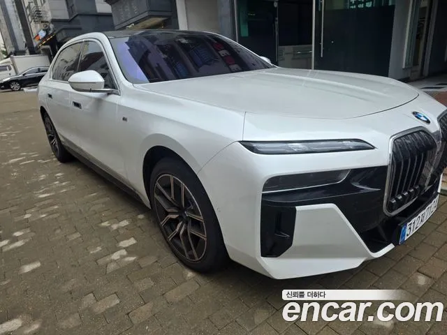 BMW 7 (G70) 740i xDrive M