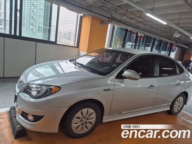 Hyundai Avante Hybrid HDeII Base