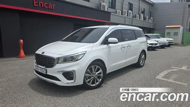 Kia The New Carnival 9 Noblesse