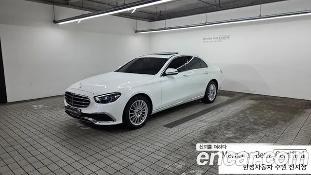Mercedes-Benz E- W213 E250 Exclusive