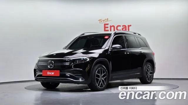Mercedes-Benz EQB X243 EQB300 4MATIC AMG