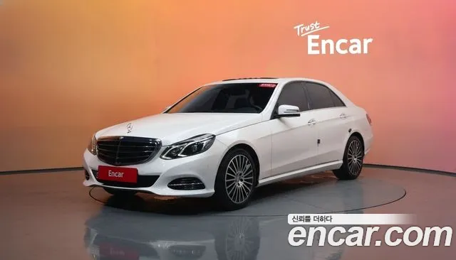 Mercedes-Benz E- W212 E300