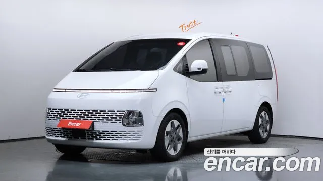 Hyundai Staria 9