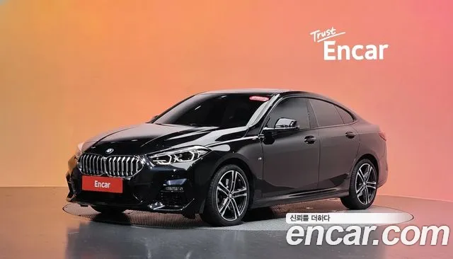 BMW 2 (F44) 220i M