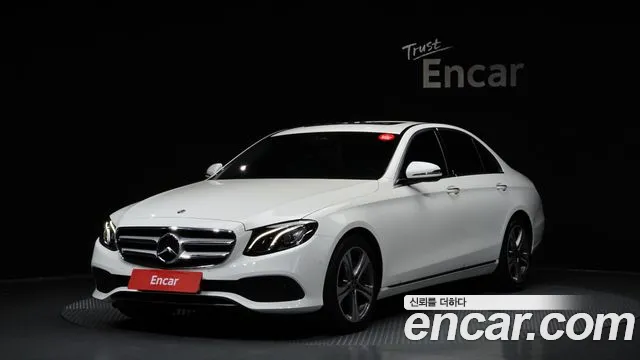 Mercedes-Benz E- W213 E300
