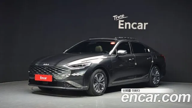 Kia K8 Hybrid Noblesse