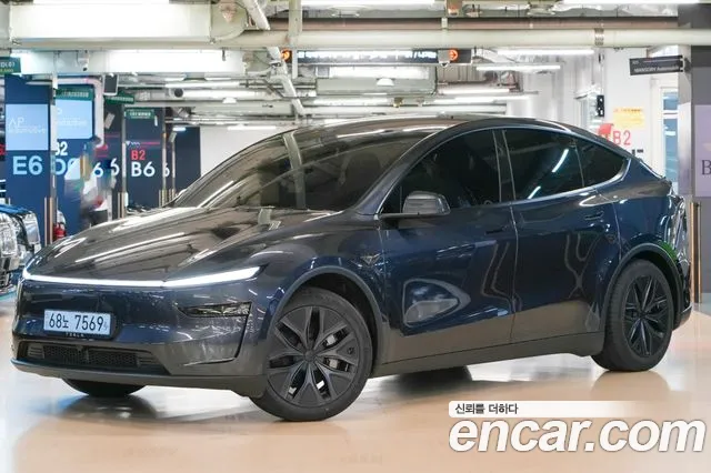 Tesla Y L AWD