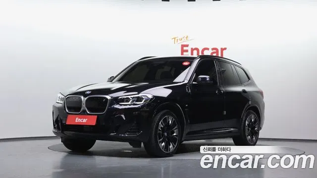 BMW iX3 M