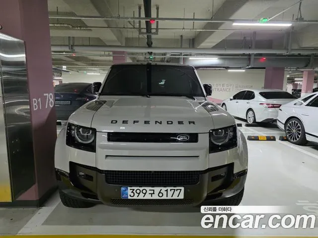 Land Rover Defender (L663) 110 D250 X- SE