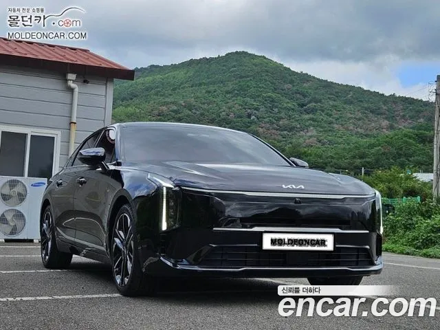 Kia The New K8 2.5 Gasoline 2WD Signature