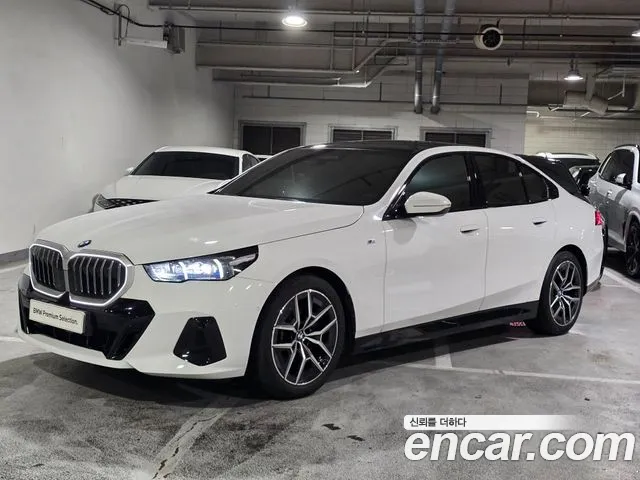BMW 5 (G60) 520i M