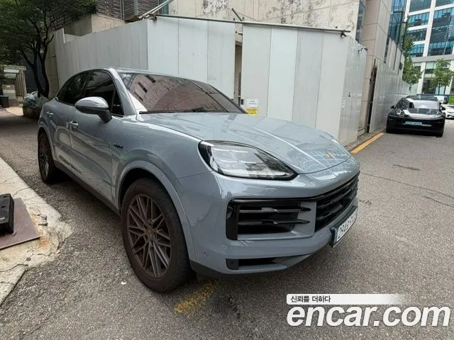 Porsche Cayenne (PO536) 3.0 E-Hybrid