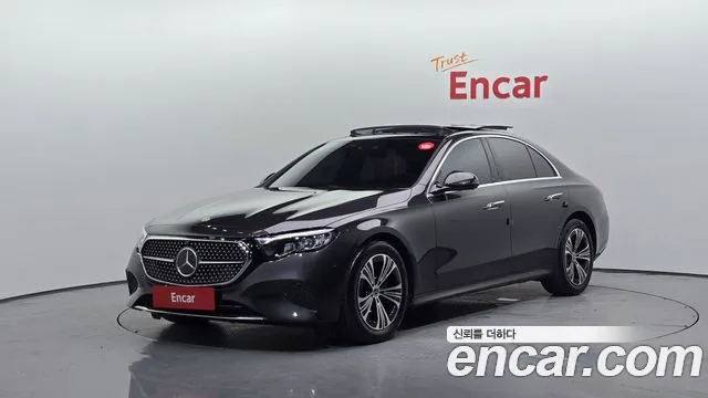Mercedes-Benz E- W214 E200