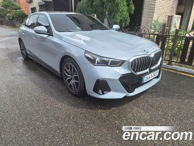 BMW 5 (G60) 520i M