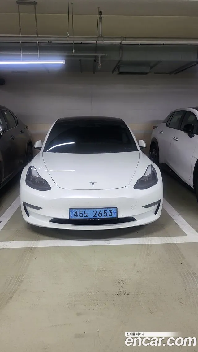 Tesla 3 AWD