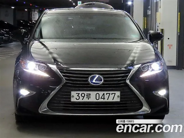 Lexus ES300h XV60