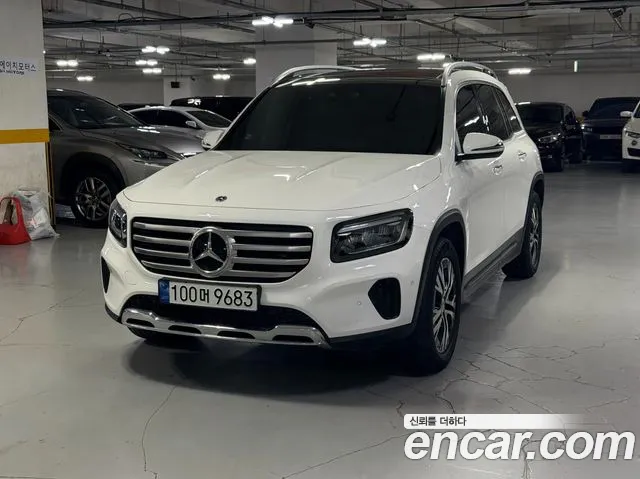Mercedes-Benz GLB- X247 GLB200 d