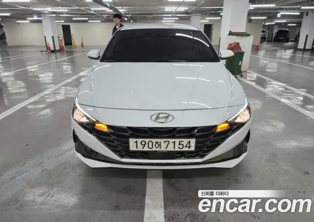 Hyundai Avante (CN7) 1.6