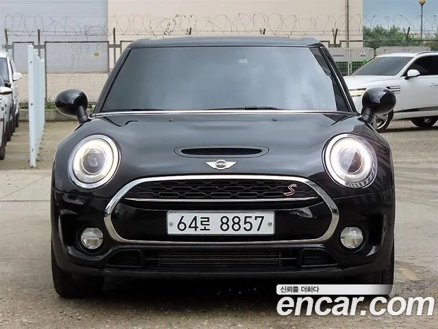 MINI Cooper SD Clubman Base 2