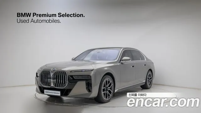 BMW 7 (G70) 740i xDrive M