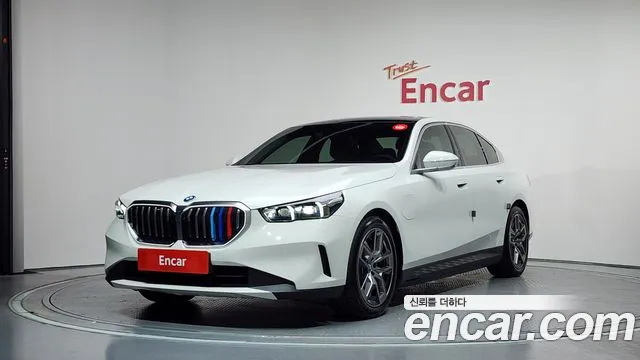 BMW 5 (G60) 530e