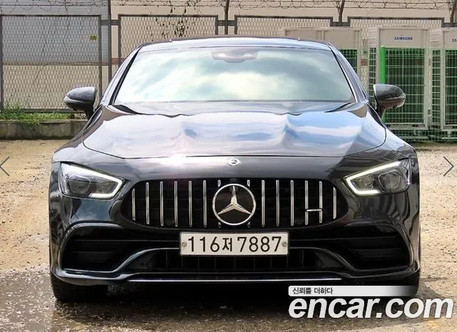 Mercedes-Benz AMG GT 4 43 4MATIC+