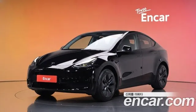 Tesla Y RWD