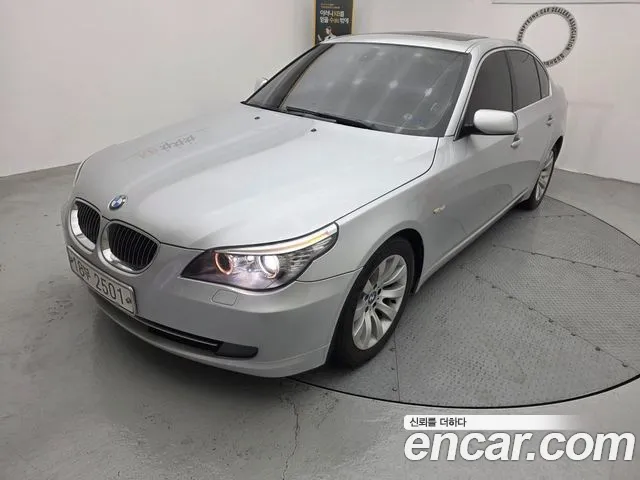 BMW 5 (E60) 528i