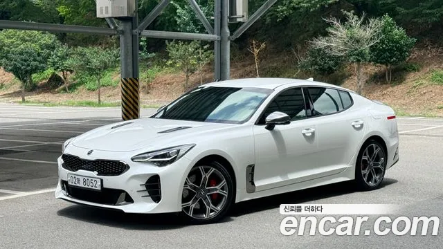 Kia Stinger 3.3 Turbo AWD GT