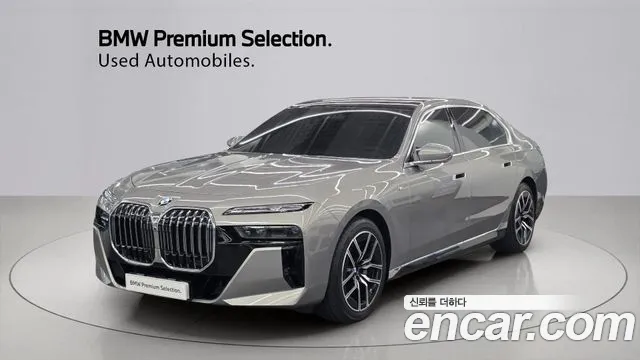 BMW 7 (G70) 740i sDrive M