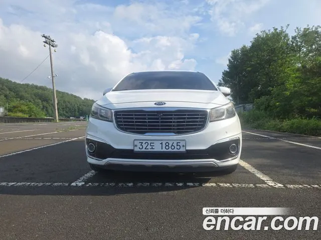 Kia All New Carnival 9 Prestige
