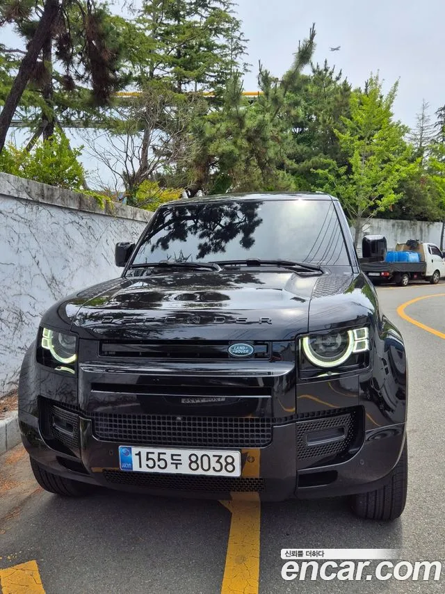 Land Rover Defender (L663) 110 P300 X- SE