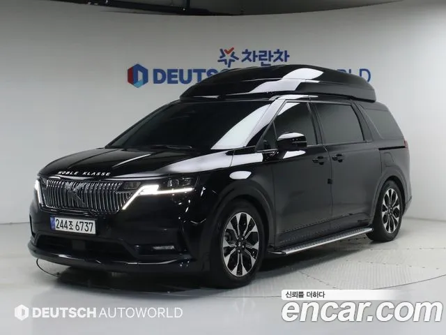 Kia Carnival 4 Gasoline 9