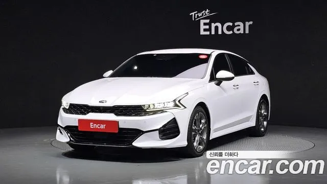 Kia K5 III 2.0 Signature