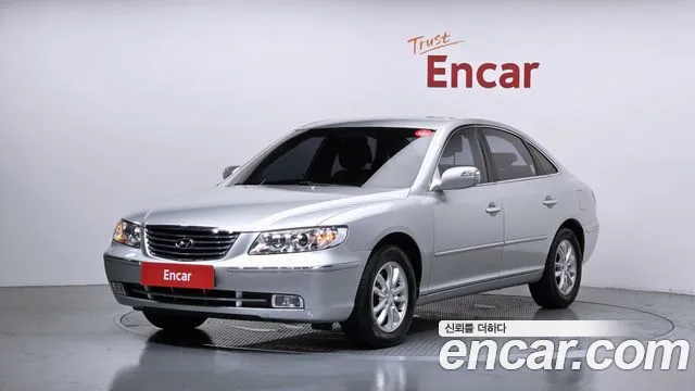 Hyundai Grandeur Q240
