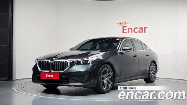 BMW 5 (G60) 520i