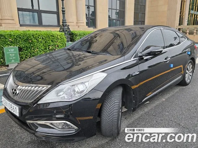 Hyundai Grandeur HG Hybrid Premium