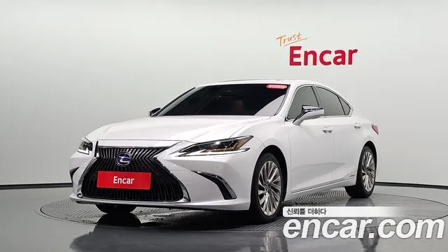 Lexus ES300h 7