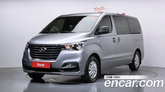 Hyundai The New Grand Starex 3
