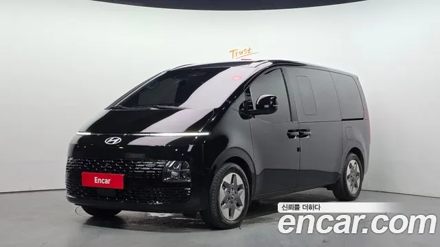 Hyundai Staria 11