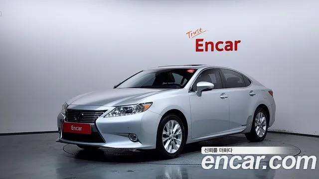 Lexus ES300h XV60