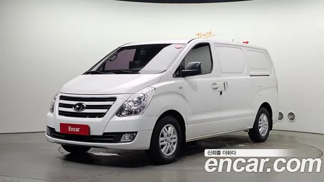 Hyundai Grand Starex 3