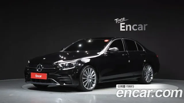 Mercedes-Benz E- W213 E350 4MATIC AMG Line