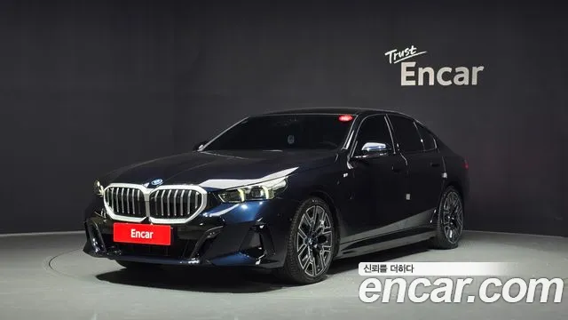 BMW 5 (G60) 530e xDrive M