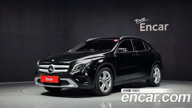 Mercedes-Benz GLA- X156 GLA200 d