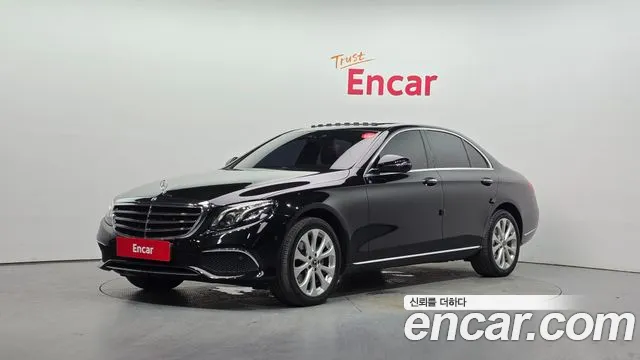 Mercedes-Benz E- W213 E220d 4MATIC Exclusive