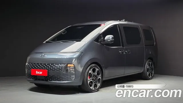 Hyundai Staria 5