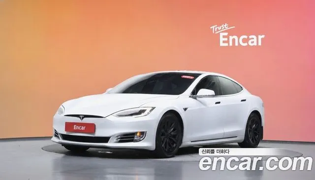 Tesla S