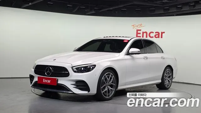 Mercedes-Benz E- W213 E220d 4MATIC AMG Line